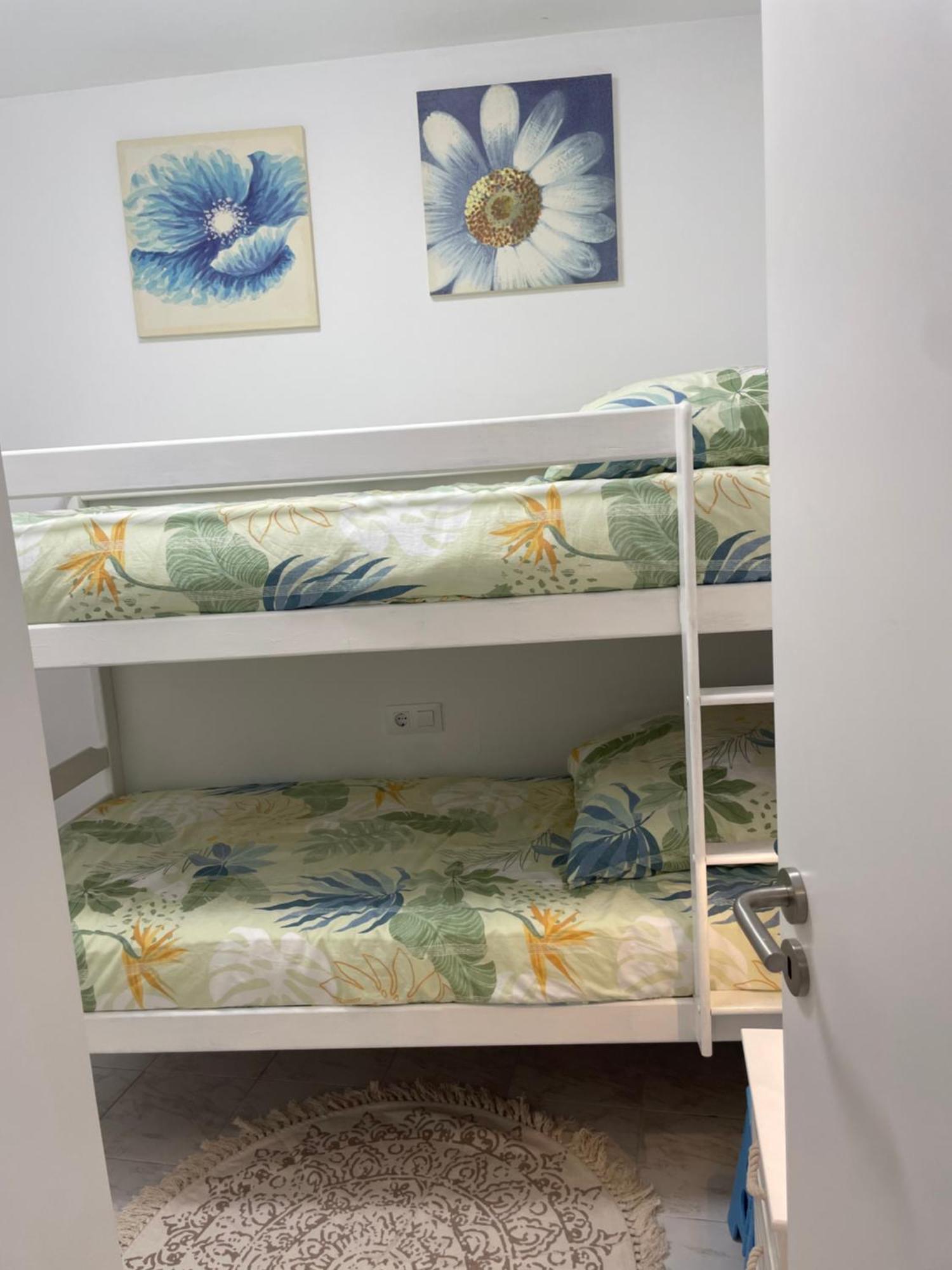 Вилла Casita Puerto Maritimo Вильянуэва-де-Ароса Экстерьер фото